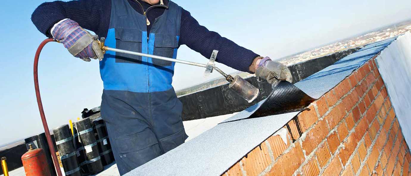 Etanchéité toit plat terrasse & Isolation toiture et combles - PROEDDY COUVREUR 72 sur LE MANS et les alentours dans LA SARTHE (72). : Etanchéité toit plat terrasse par membrane bitumeuse. Isolation toiture et combles. Artisan couvreur étancheur sur LE MANS et les alentours dans LA SARTHE (72).